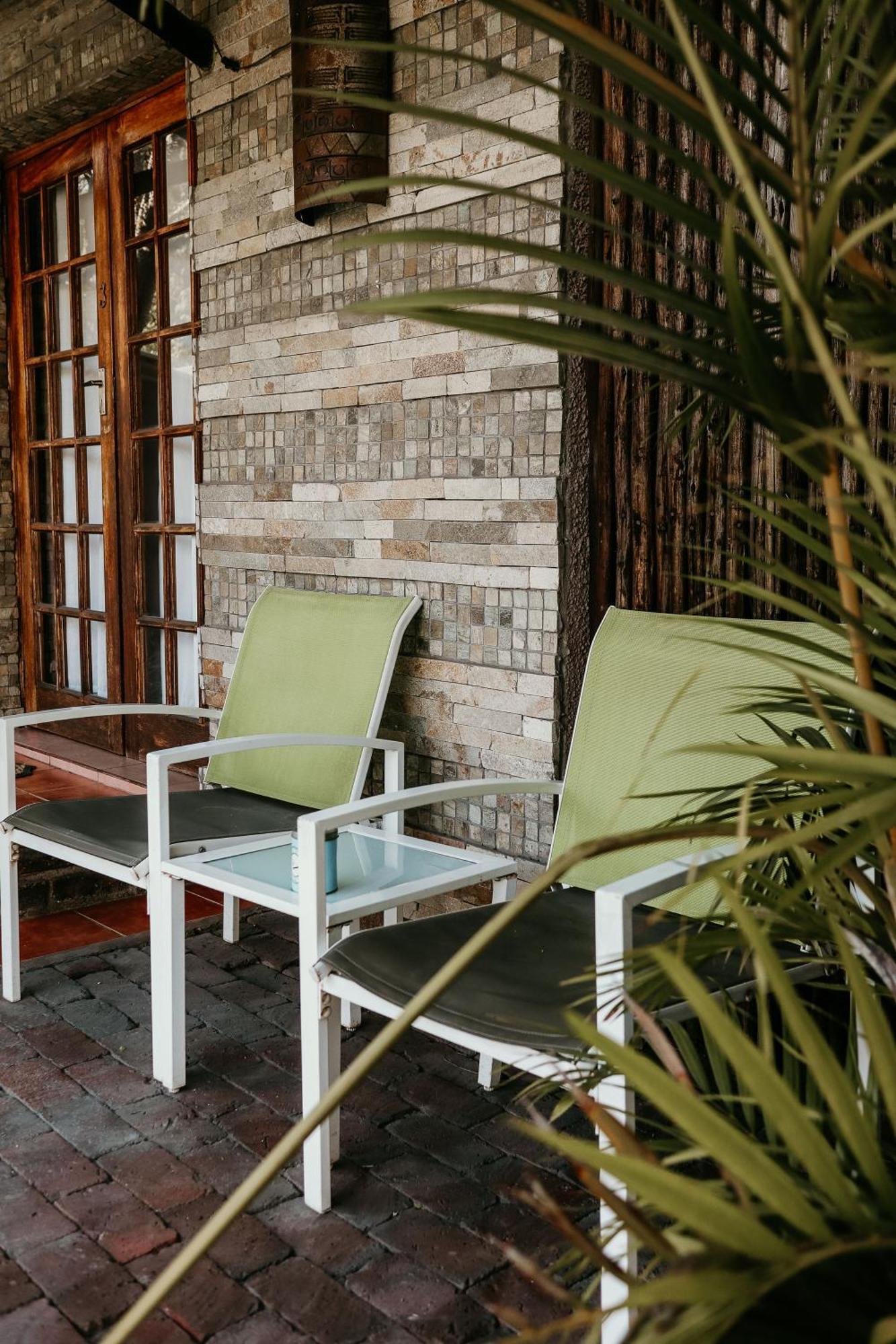 A Traveller'S Palm Hotel Phalaborwa Exterior foto